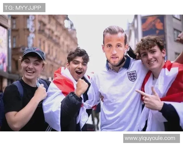 小辫足球明星的传奇之路与场上风采的完美结合